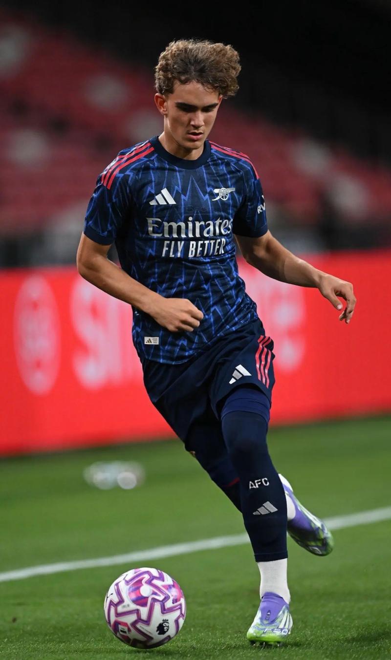 EliGE：从半决赛开始，明显感觉到大家都变得紧张了起来